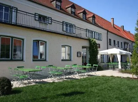Schlosshof Anno 1743